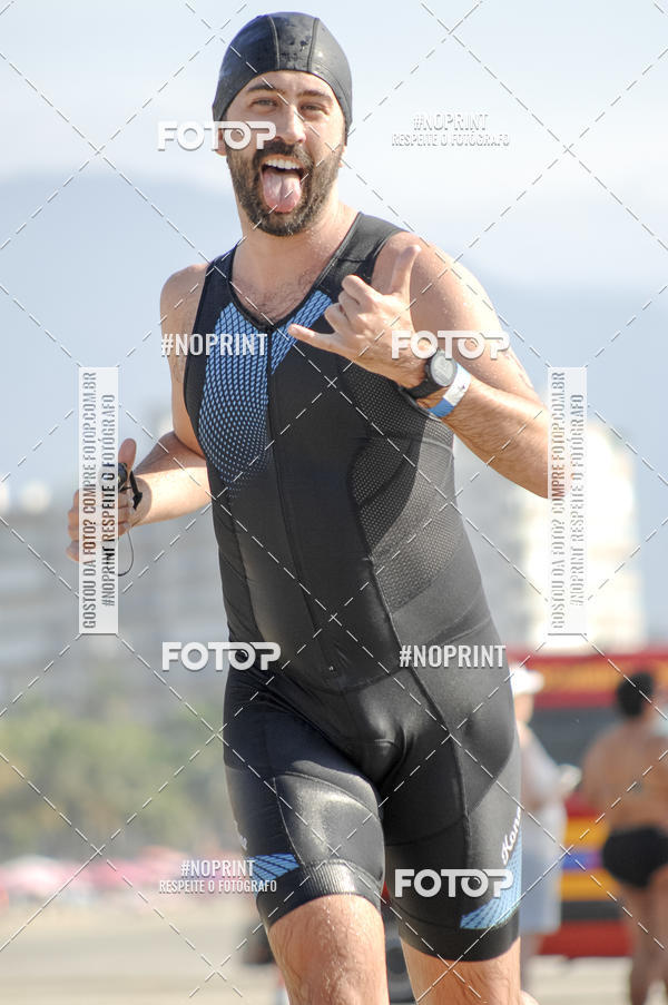 Buy your photos of the eventBLUE SERIES TRIATHLON BERTIOGA 2019 on Fotop