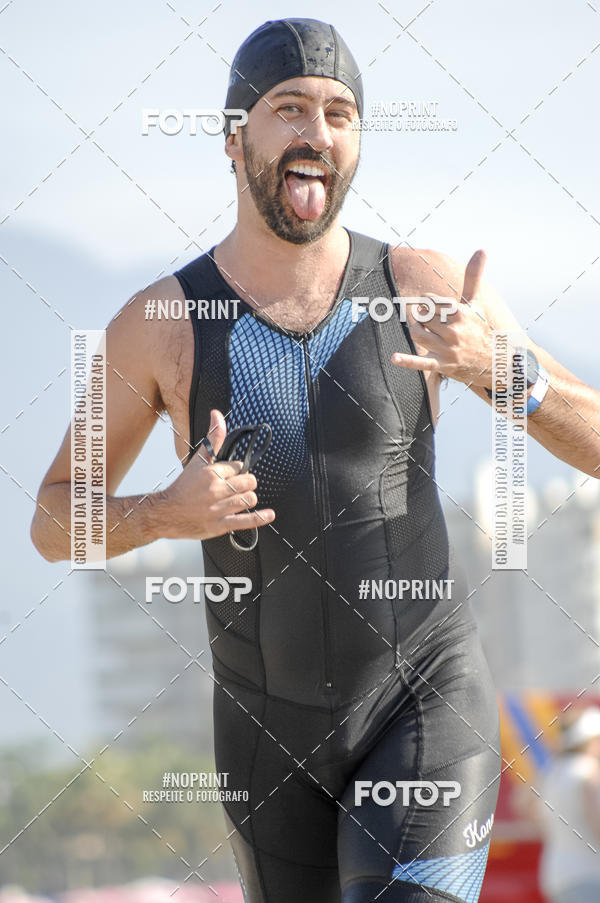 Buy your photos of the eventBLUE SERIES TRIATHLON BERTIOGA 2019 on Fotop