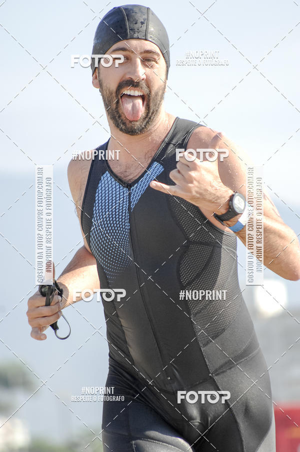 Buy your photos of the eventBLUE SERIES TRIATHLON BERTIOGA 2019 on Fotop