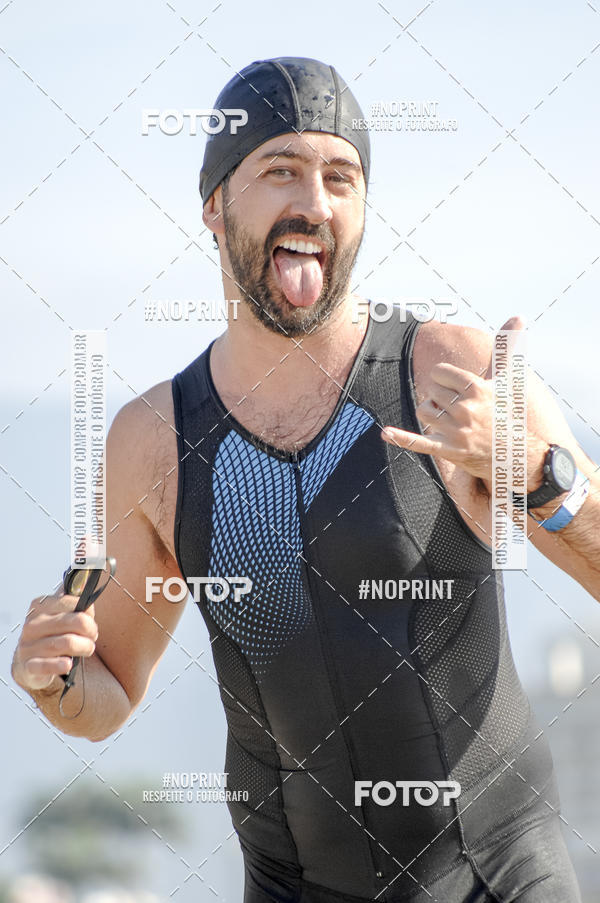 Buy your photos of the eventBLUE SERIES TRIATHLON BERTIOGA 2019 on Fotop