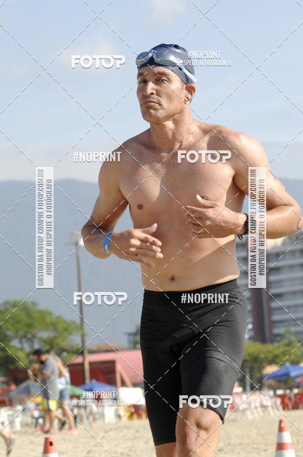 Buy your photos of the eventBLUE SERIES TRIATHLON BERTIOGA 2019 on Fotop