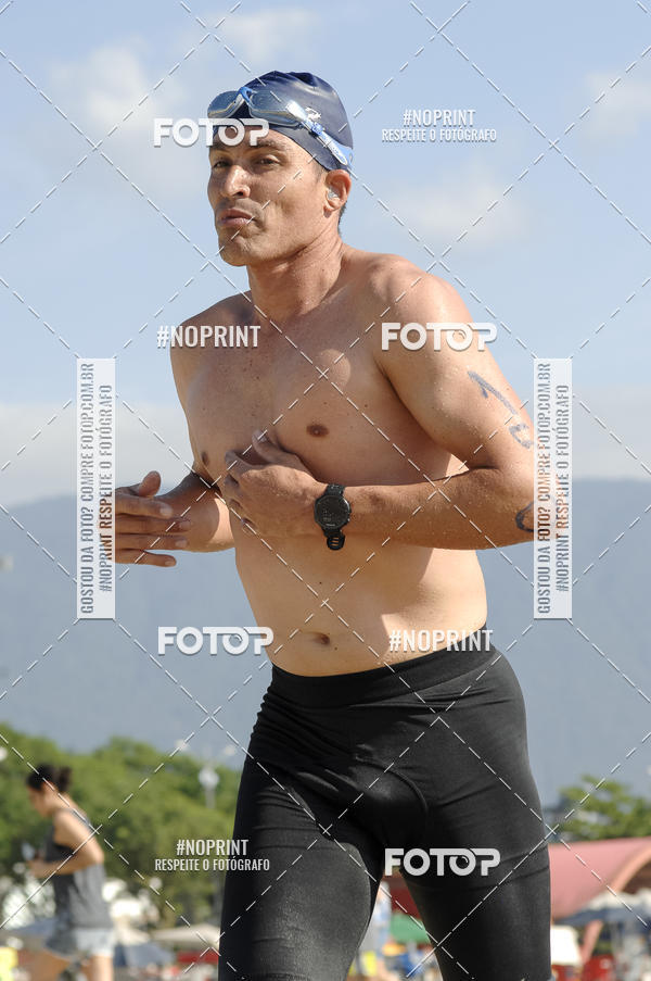 Buy your photos of the eventBLUE SERIES TRIATHLON BERTIOGA 2019 on Fotop