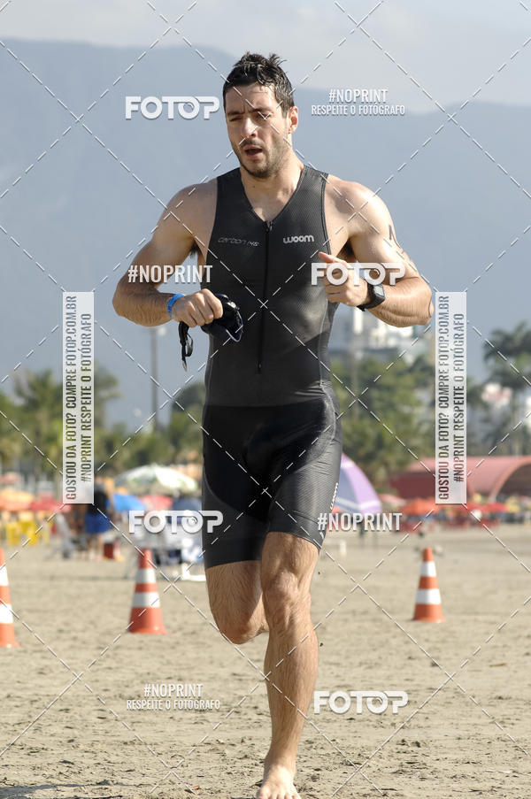 Buy your photos of the eventBLUE SERIES TRIATHLON BERTIOGA 2019 on Fotop