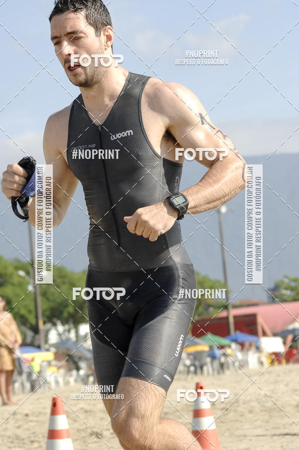 Buy your photos of the eventBLUE SERIES TRIATHLON BERTIOGA 2019 on Fotop