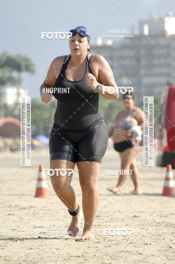 Buy your photos of the eventBLUE SERIES TRIATHLON BERTIOGA 2019 on Fotop