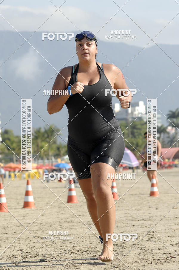 Buy your photos of the eventBLUE SERIES TRIATHLON BERTIOGA 2019 on Fotop