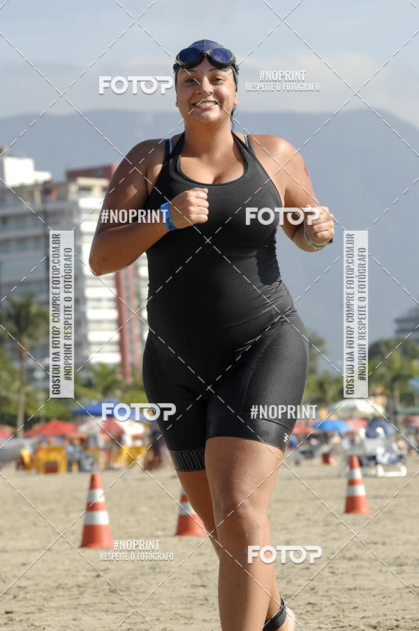 Buy your photos of the eventBLUE SERIES TRIATHLON BERTIOGA 2019 on Fotop