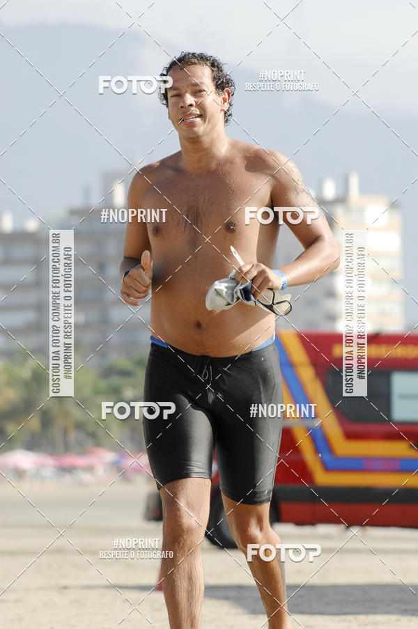 Buy your photos of the eventBLUE SERIES TRIATHLON BERTIOGA 2019 on Fotop