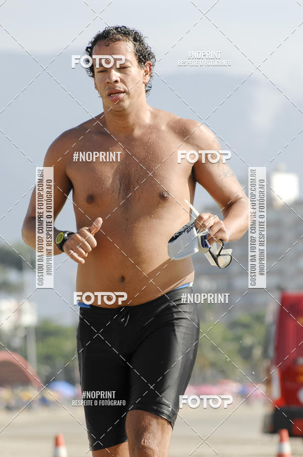 Buy your photos of the eventBLUE SERIES TRIATHLON BERTIOGA 2019 on Fotop