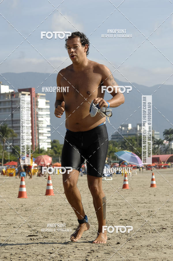 Buy your photos of the eventBLUE SERIES TRIATHLON BERTIOGA 2019 on Fotop