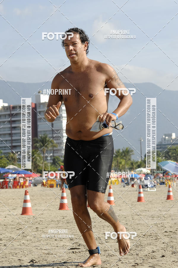 Buy your photos of the eventBLUE SERIES TRIATHLON BERTIOGA 2019 on Fotop