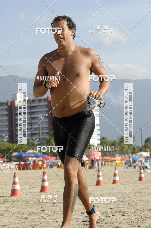 Buy your photos of the eventBLUE SERIES TRIATHLON BERTIOGA 2019 on Fotop