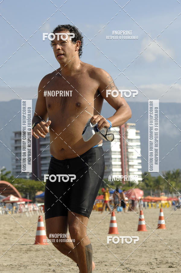 Buy your photos of the eventBLUE SERIES TRIATHLON BERTIOGA 2019 on Fotop