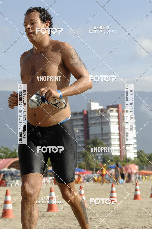 Buy your photos of the eventBLUE SERIES TRIATHLON BERTIOGA 2019 on Fotop