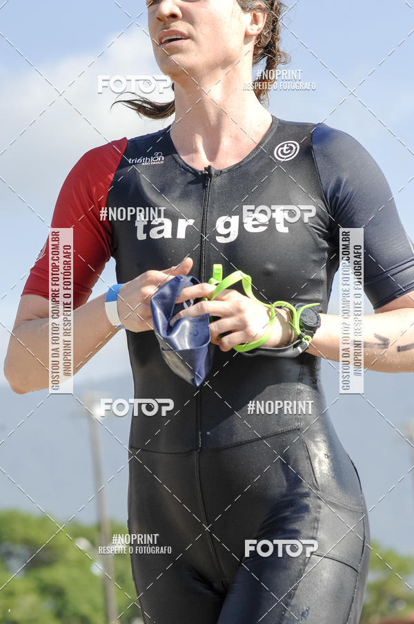 Buy your photos of the eventBLUE SERIES TRIATHLON BERTIOGA 2019 on Fotop