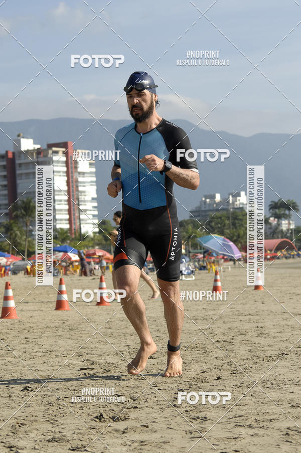 Buy your photos of the eventBLUE SERIES TRIATHLON BERTIOGA 2019 on Fotop