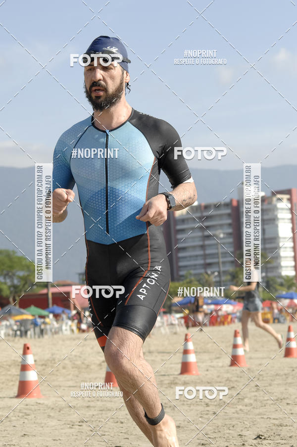 Buy your photos of the eventBLUE SERIES TRIATHLON BERTIOGA 2019 on Fotop