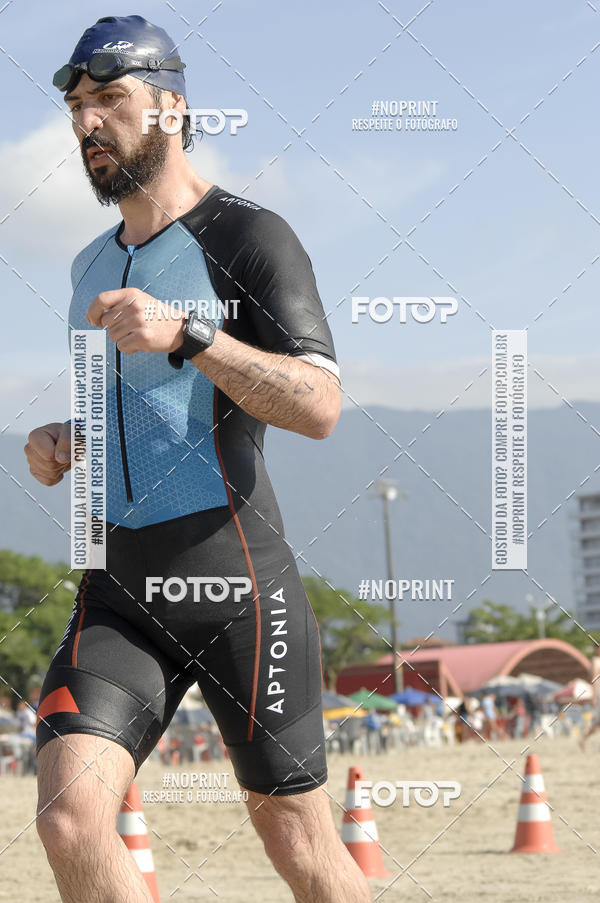 Buy your photos of the eventBLUE SERIES TRIATHLON BERTIOGA 2019 on Fotop