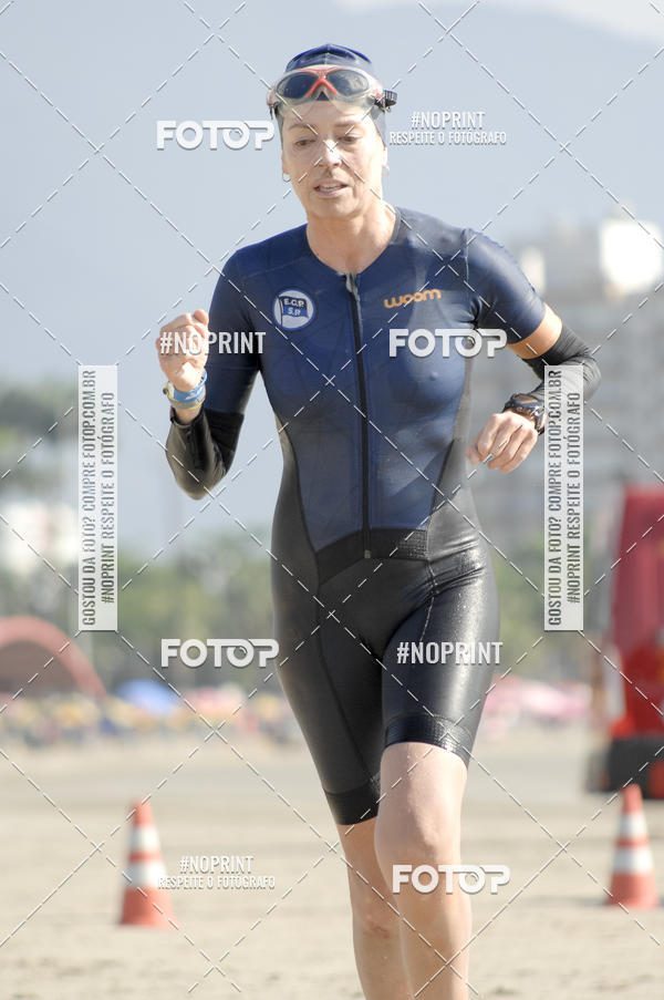 Buy your photos of the eventBLUE SERIES TRIATHLON BERTIOGA 2019 on Fotop