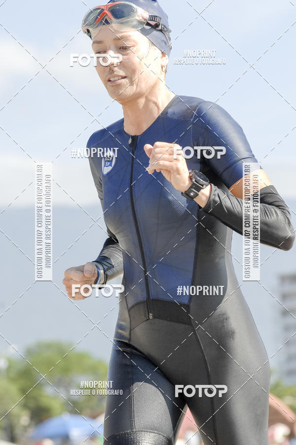 Buy your photos of the eventBLUE SERIES TRIATHLON BERTIOGA 2019 on Fotop