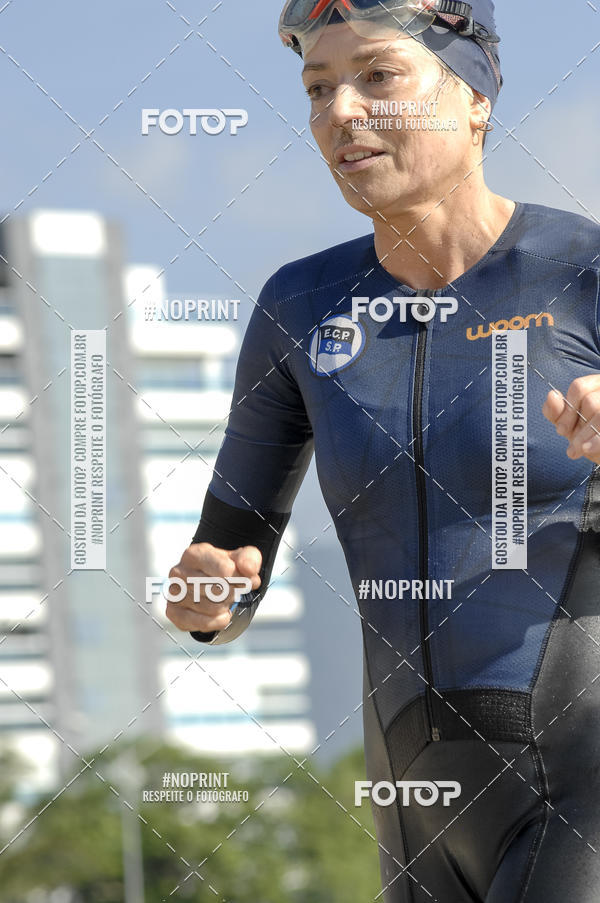 Buy your photos of the eventBLUE SERIES TRIATHLON BERTIOGA 2019 on Fotop