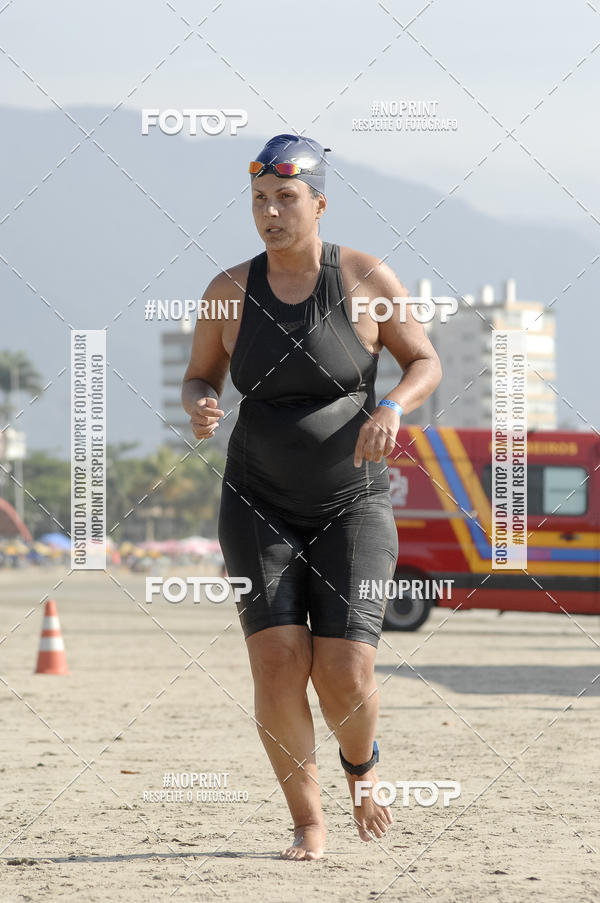 Buy your photos of the eventBLUE SERIES TRIATHLON BERTIOGA 2019 on Fotop