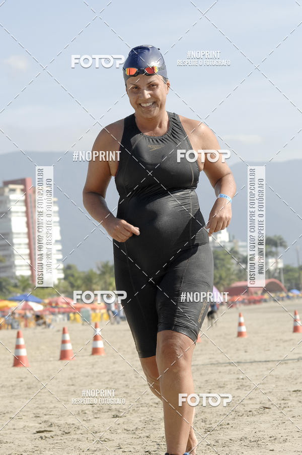 Buy your photos of the eventBLUE SERIES TRIATHLON BERTIOGA 2019 on Fotop