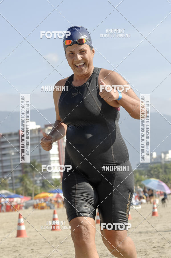 Buy your photos of the eventBLUE SERIES TRIATHLON BERTIOGA 2019 on Fotop