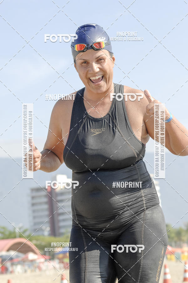 Buy your photos of the eventBLUE SERIES TRIATHLON BERTIOGA 2019 on Fotop