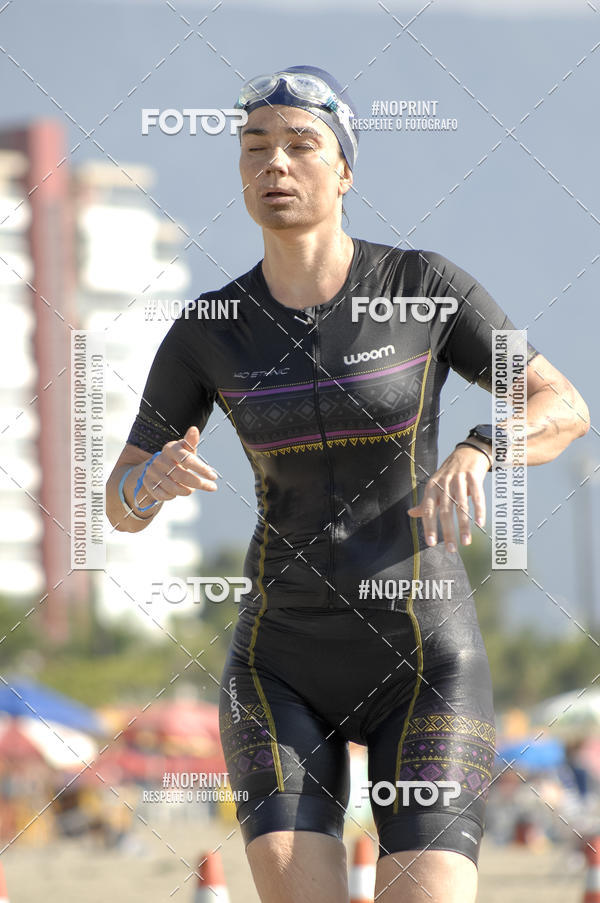 Buy your photos of the eventBLUE SERIES TRIATHLON BERTIOGA 2019 on Fotop