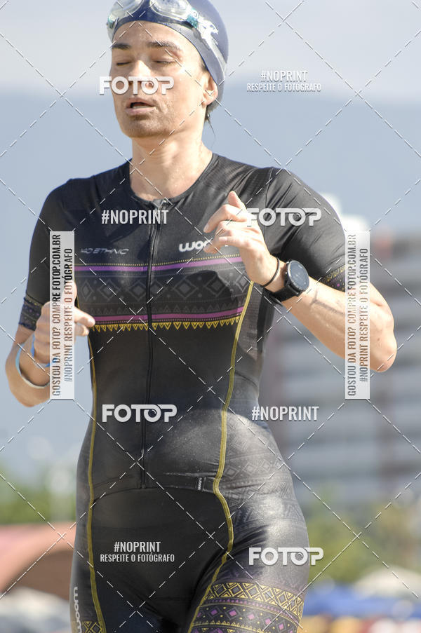 Buy your photos of the eventBLUE SERIES TRIATHLON BERTIOGA 2019 on Fotop