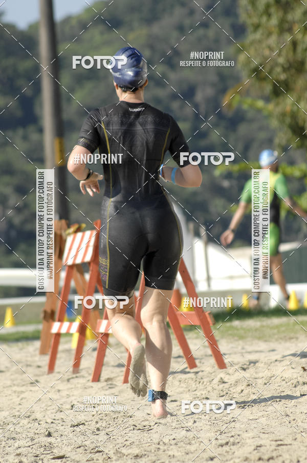 Buy your photos of the eventBLUE SERIES TRIATHLON BERTIOGA 2019 on Fotop