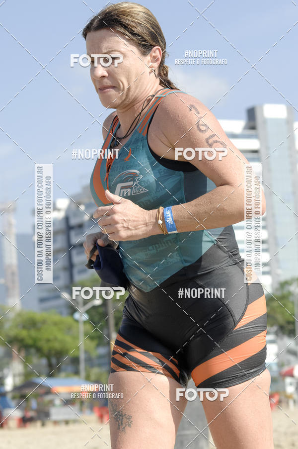 Acquista le foto dell'eventoBLUE SERIES TRIATHLON BERTIOGA 2019 in Fotop