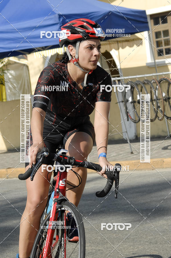 Compra tus fotos del eventoBLUE SERIES TRIATHLON BERTIOGA 2019 En Fotop