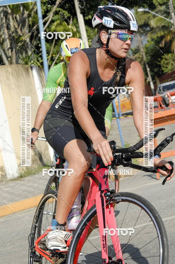 Compra tus fotos del eventoBLUE SERIES TRIATHLON BERTIOGA 2019 En Fotop