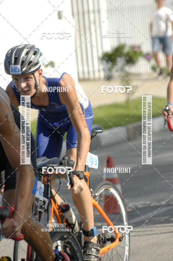 Compra tus fotos del eventoBLUE SERIES TRIATHLON BERTIOGA 2019 En Fotop