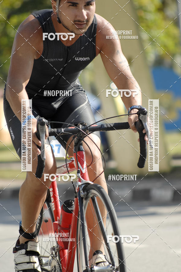 Acquista le foto dell'eventoBLUE SERIES TRIATHLON BERTIOGA 2019 in Fotop