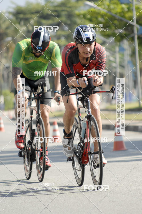 Acquista le foto dell'eventoBLUE SERIES TRIATHLON BERTIOGA 2019 in Fotop