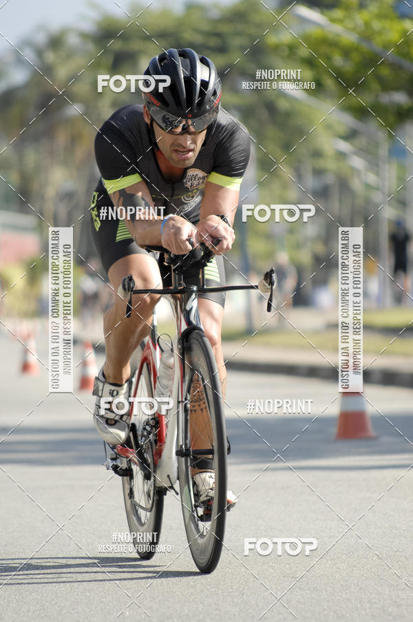 Acquista le foto dell'eventoBLUE SERIES TRIATHLON BERTIOGA 2019 in Fotop