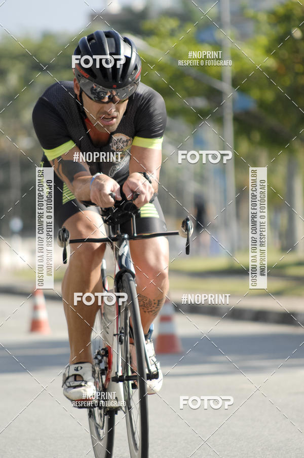 Acquista le foto dell'eventoBLUE SERIES TRIATHLON BERTIOGA 2019 in Fotop