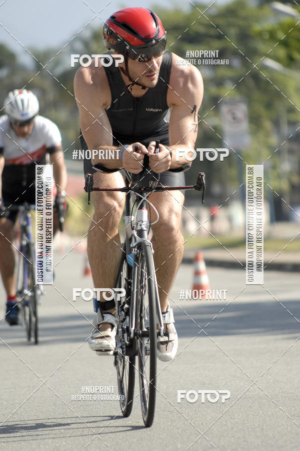 Acquista le foto dell'eventoBLUE SERIES TRIATHLON BERTIOGA 2019 in Fotop