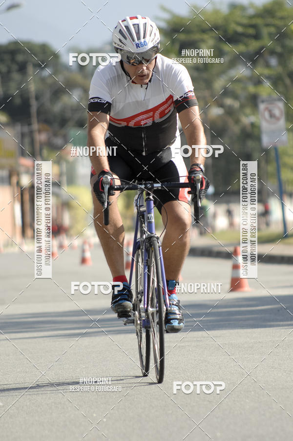 Acquista le foto dell'eventoBLUE SERIES TRIATHLON BERTIOGA 2019 in Fotop