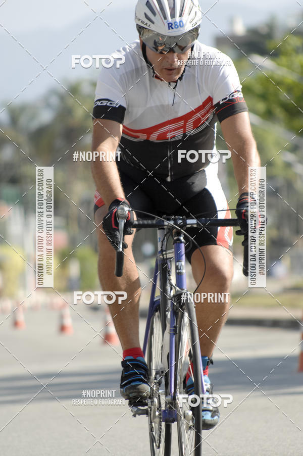 Acquista le foto dell'eventoBLUE SERIES TRIATHLON BERTIOGA 2019 in Fotop