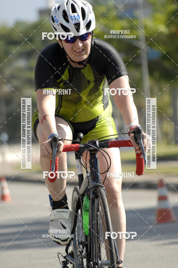 Compra tus fotos del eventoBLUE SERIES TRIATHLON BERTIOGA 2019 En Fotop