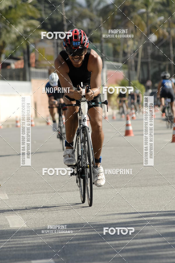 Acquista le foto dell'eventoBLUE SERIES TRIATHLON BERTIOGA 2019 in Fotop