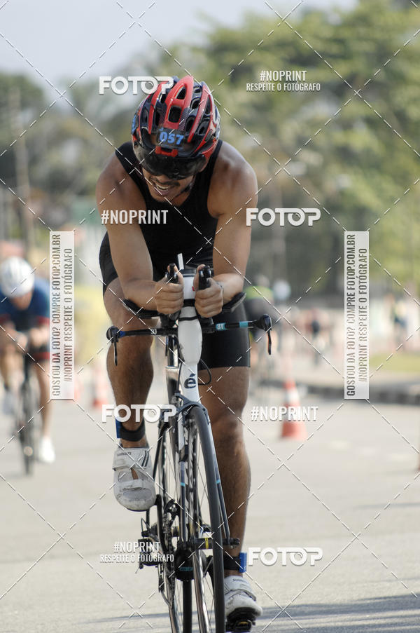 Acquista le foto dell'eventoBLUE SERIES TRIATHLON BERTIOGA 2019 in Fotop