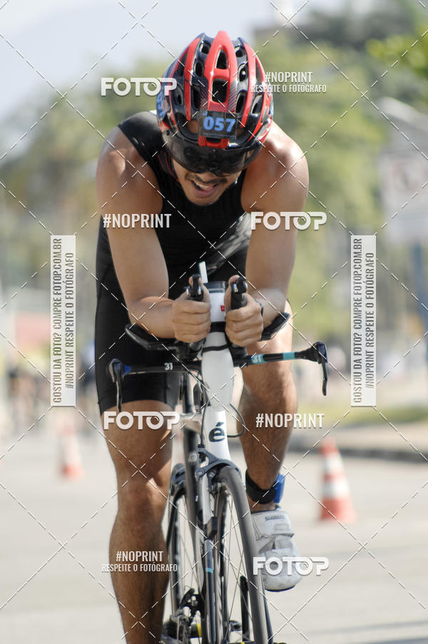 Acquista le foto dell'eventoBLUE SERIES TRIATHLON BERTIOGA 2019 in Fotop