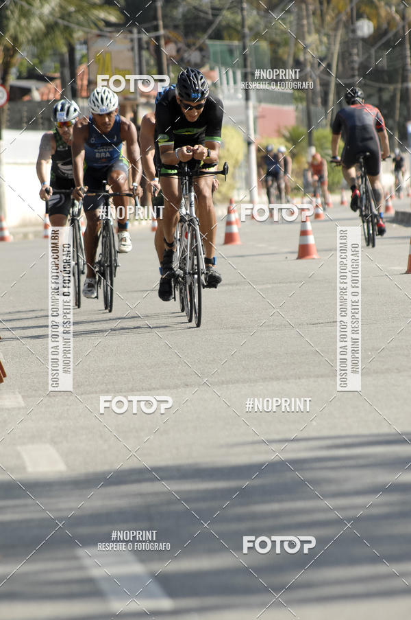 Acquista le foto dell'eventoBLUE SERIES TRIATHLON BERTIOGA 2019 in Fotop