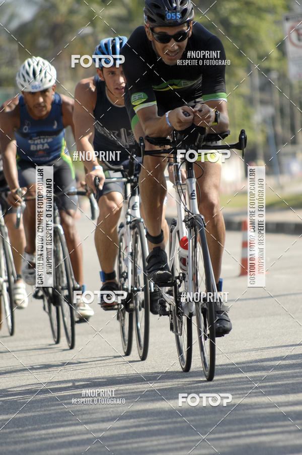 Acquista le foto dell'eventoBLUE SERIES TRIATHLON BERTIOGA 2019 in Fotop