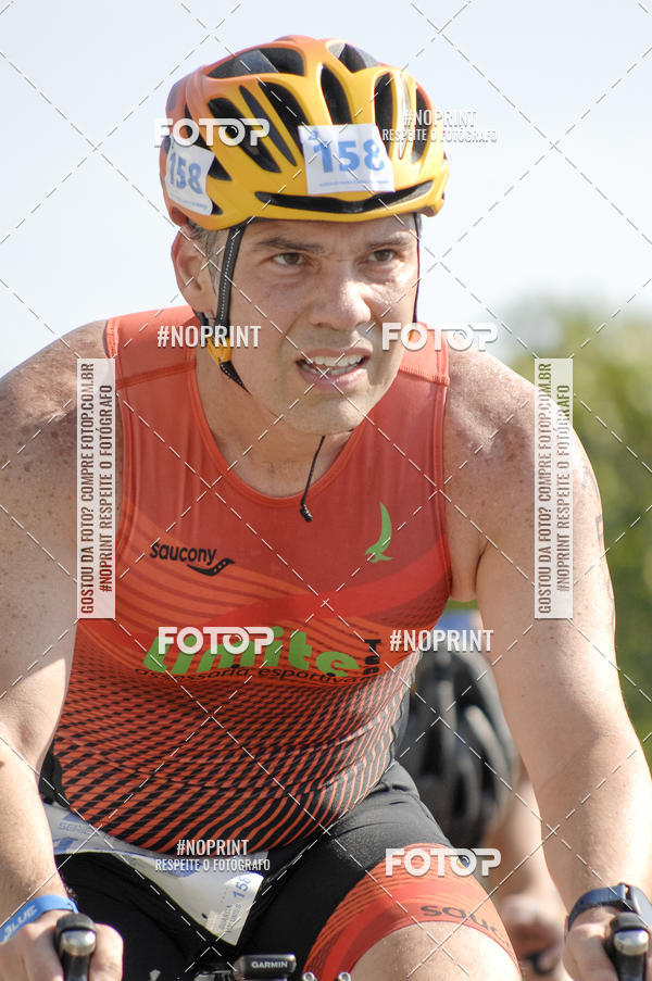 Acquista le foto dell'eventoBLUE SERIES TRIATHLON BERTIOGA 2019 in Fotop